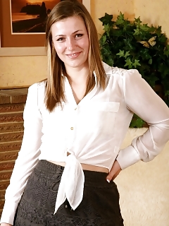 Milla Amatuer Hairy Pussy Pictures