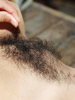 Ambar Hairy Babes