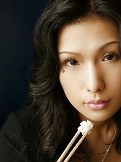 Depraved Chick Chinami Takes Huge Plaeasure In Exploring Off Her Sensual Body
