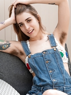 Pearl Sage Is Stripping Outdoors In Her Jeans Jumper And Purple Shoes