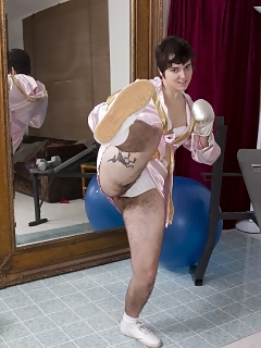 Harley Is A Trained Boxer With Golden Gloves