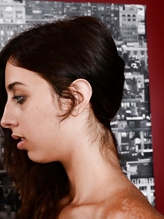 Lola Free Pic Of Hairy Pale White Girls