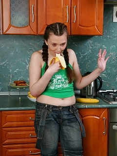 Karen Just Likes Bananas