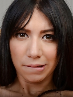 Hazel Teen Lesbian Licking Hairy Pussy