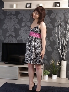 Hairy Girl Gets Very Sultry