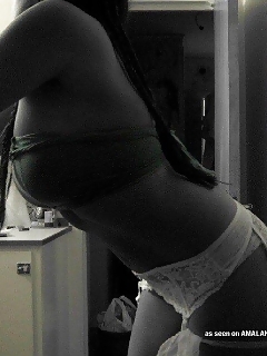 Flaming Lovely Attractive Angel Ebony GF Posing In Underwear