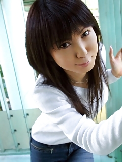 Asian Naughty Puss Girl Exhibits Her Hairy Pussy And Beautiful Tight Ass While Nude Shooting