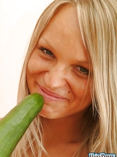 Hairypussypics Galleries Girl Young Having Fun Masturbating Hairy