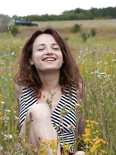 Shaya Is Enjoying Herself In The Fields And Has A Beautiful Grey Dress On