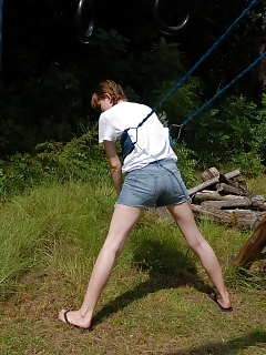 Mona Hairy Girl Butt