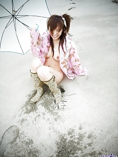 Pretty Asian Queen Having Fun In The Water And Reveals Off Her Bloody Hot Loveable Body